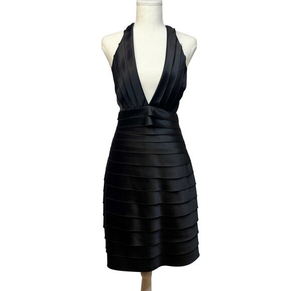 BCBGMaxAzria Dresses & Skirts - BCBGMAXAZRIA T Bandage Halter Bandage Dress VTG Women’s 10 Tiered Y2K 2000s Club
